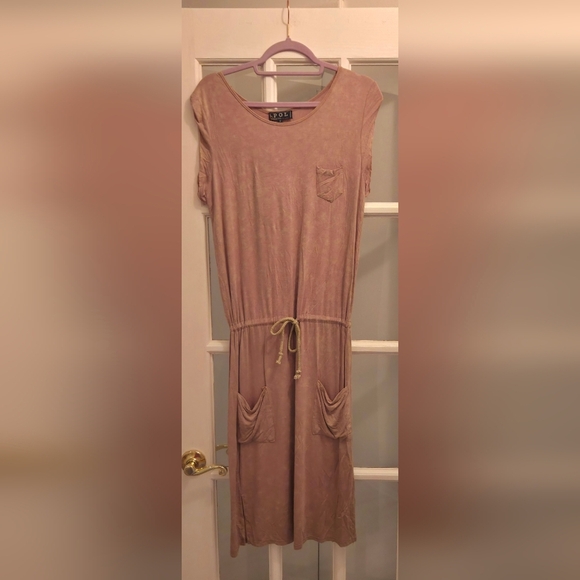 POL Asymmetrical Light Pink Sheath Sundress With Pockets & Side Slits - Picture 4 of 12